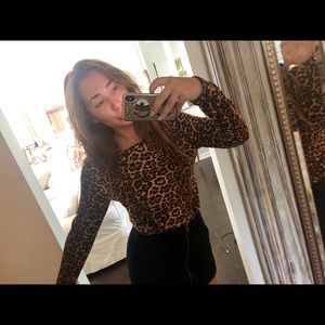 NEVER WORN JAG SWEATER